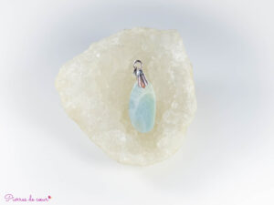 Pendentif en Larimar « Calme »