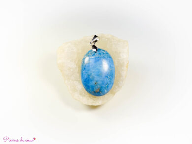 pendentif en apatite bleue